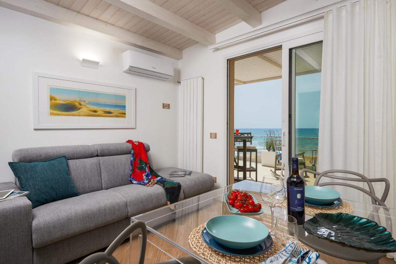 House On The Beach - Isulatravel إيسبيكا المظهر الخارجي الصورة